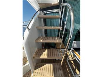 Fairline Squadron 58