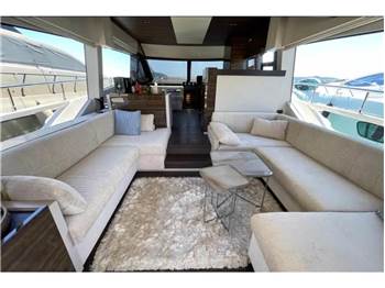 Ferretti Yachts Ferretti 670
