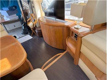 Sunseeker Predator 52