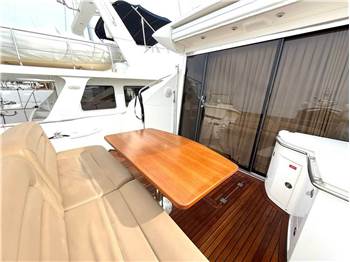 Sunseeker Predator 52