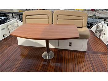 Sunseeker Predator 52