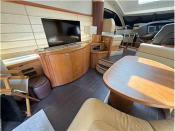 Sunseeker Predator 52