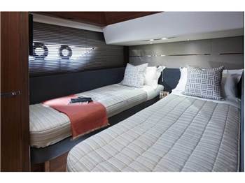 Princess Yachts S65
