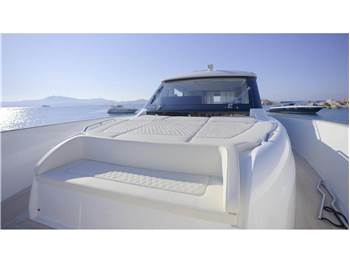 Solaris Power 60 Coupé