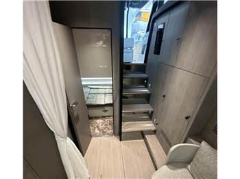 Cranchi A46 Luxury Tender