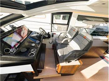 Sunseeker Predator 55 EVO
