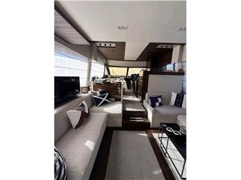 Ferretti Yachts Ferretti 670