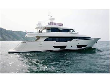 Custom Line Navetta 28