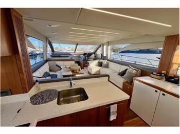 Sunseeker Manhattan 66