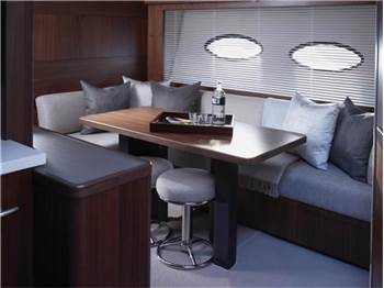 Princess Yachts V 62