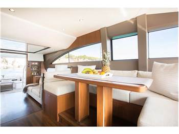 Princess Yachts 64