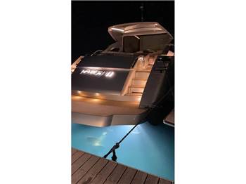 Pershing Pershing 64'