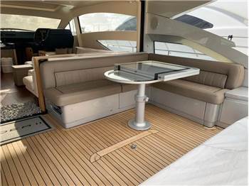 Pershing Pershing 64'