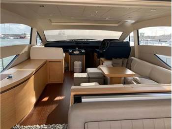 Pershing Pershing 64'