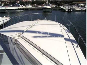 Tornado 38 Flush Deck