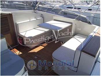 Tornado 38 Flush Deck