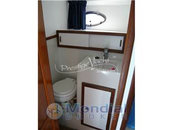 Tornado 38 Flush Deck