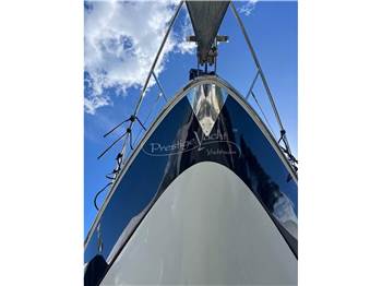 Pershing 43