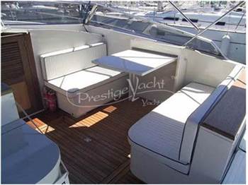 Tornado 38 Flush Deck
