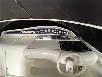 Pershing 40