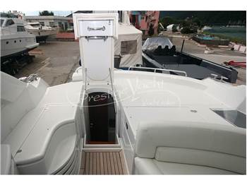 Pershing 46