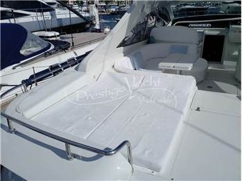 Pershing 54
