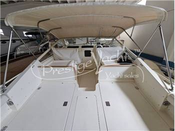 Bertram 28 Moppie