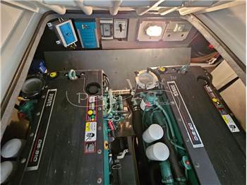 Sessa Marine Oyster 42