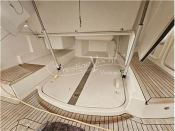 Sessa Marine Oyster 42