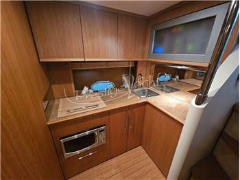 Sessa Marine Oyster 42