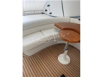Pershing 43