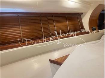 Pershing 43