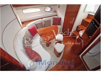 Pershing 46