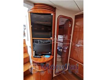 Pershing 46