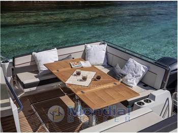 Jeanneau Cap Camarat 2 serie 10.5 WA