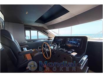 Cranchi 67 Flybridge