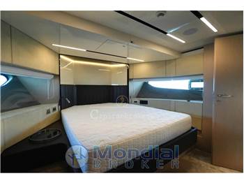 Cranchi 67 Flybridge