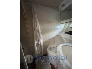 PERSHING 54 HT