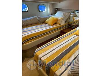 FERRETTI YACHTS 630