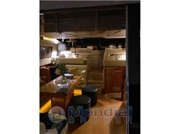Ferretti Yachts 590