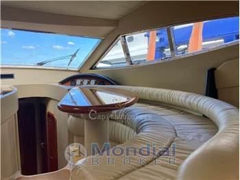 Ferretti Yachts 590
