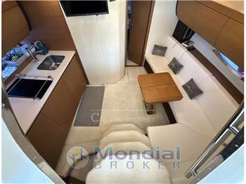 Azimut Atlantis 40