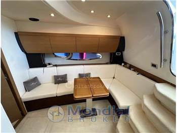 Azimut Atlantis 40