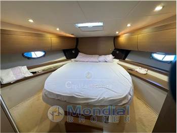 Azimut Atlantis 40