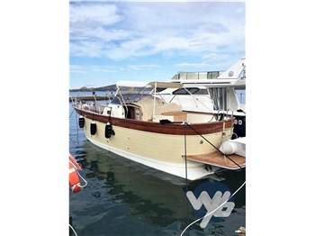 Co.Me.Na Corallo 1000 Sport