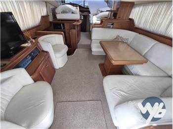 Ferretti Yachts 53