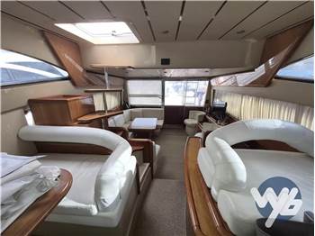 Ferretti Yachts 53