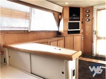 Bertram Yacht 43' Convertible