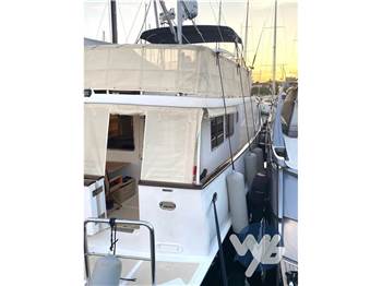 Selene Yachts 47