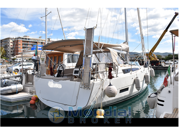 DUFOUR YACHTS 390 GRAND LARGE
